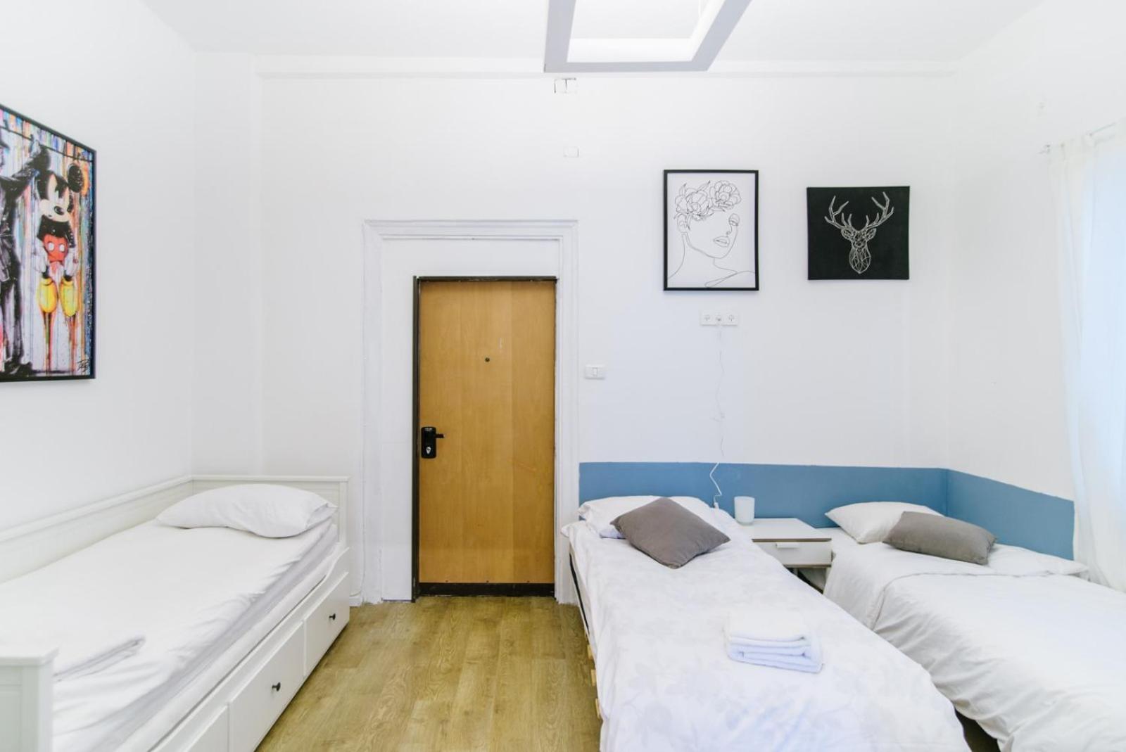 Apartment Cool 2 Bedrooms 2 Livingrooms